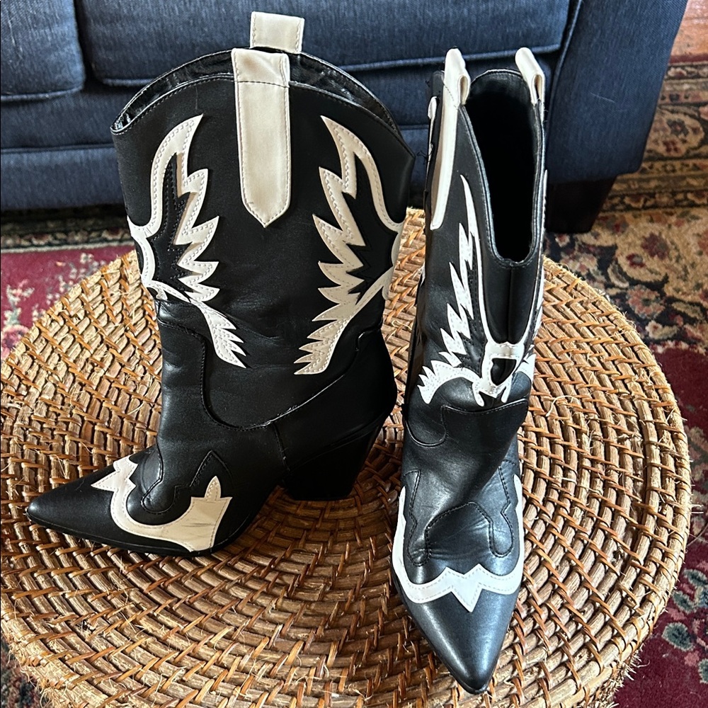 Stylish Black and White Western Heeled Boots